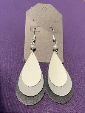 Triple Layer Teardrop Dangle Earrings - White, Gray, & Black